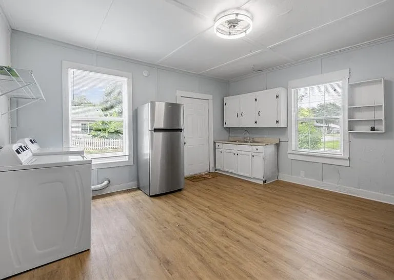 3701 Fairview St SW — Photo 10