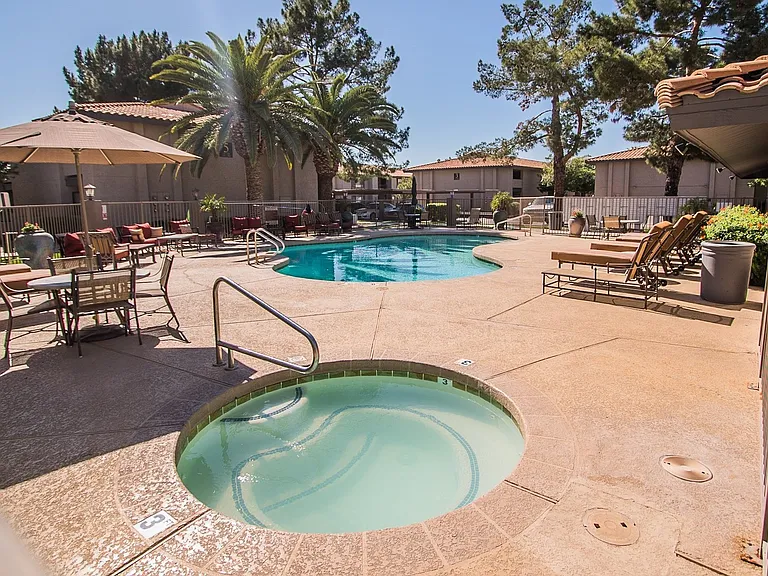 1402 E Guadalupe Rd #225 — Photo 29