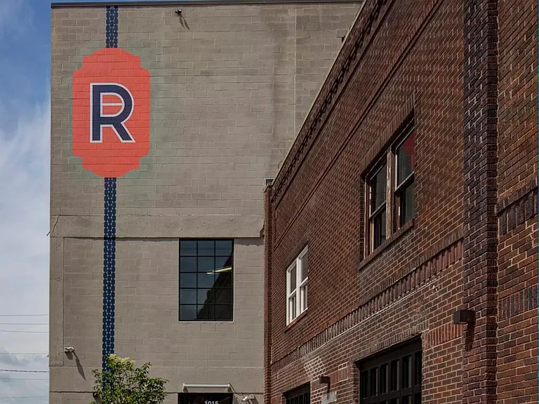 The Rochester — Photo 11