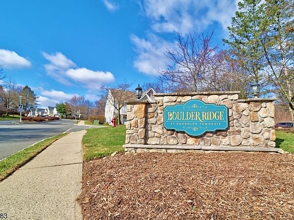 2nd image of 413 Boulder Ridge Dr