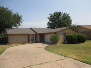 7009 Woodmoor Rd, Fort Worth, TX 76133