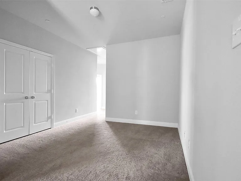 6162 Blythe Dr — Photo 5