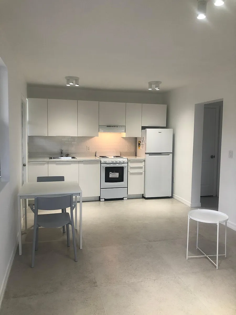 Brand new Kitchen cabinets and appliances. - 5963 SW 66th Ter #1