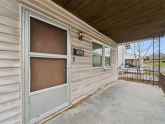 2nd image of 504 Fair Oaks St