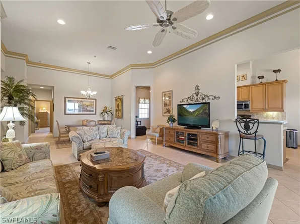 16521 Goldenrod Ln Unit 202, Alva, FL 33920