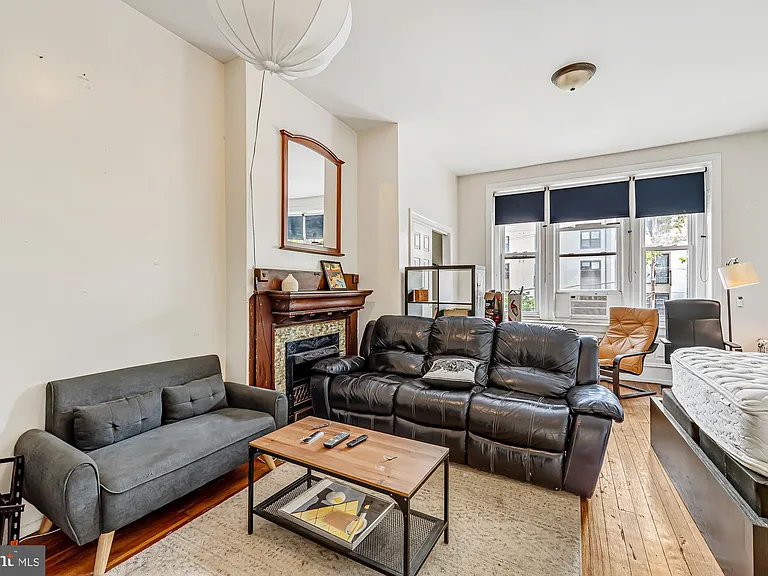4011 Pine St — Photo 16