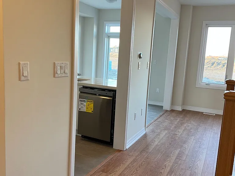 42 Ed Ewert Ave — Photo 7
