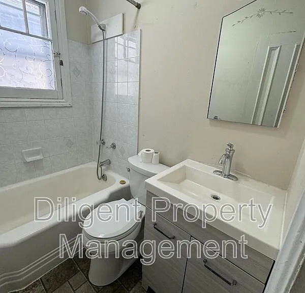 451 Water St #3 — Photo 38