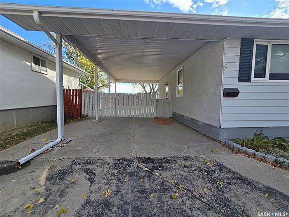 5th image of 51 SIBBALD Crescent
