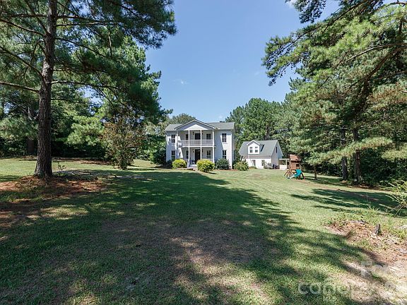 2nd image of 5092 Matthews Simril Rd