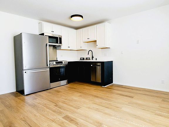 2nd image of 366 12th Ave APT 5