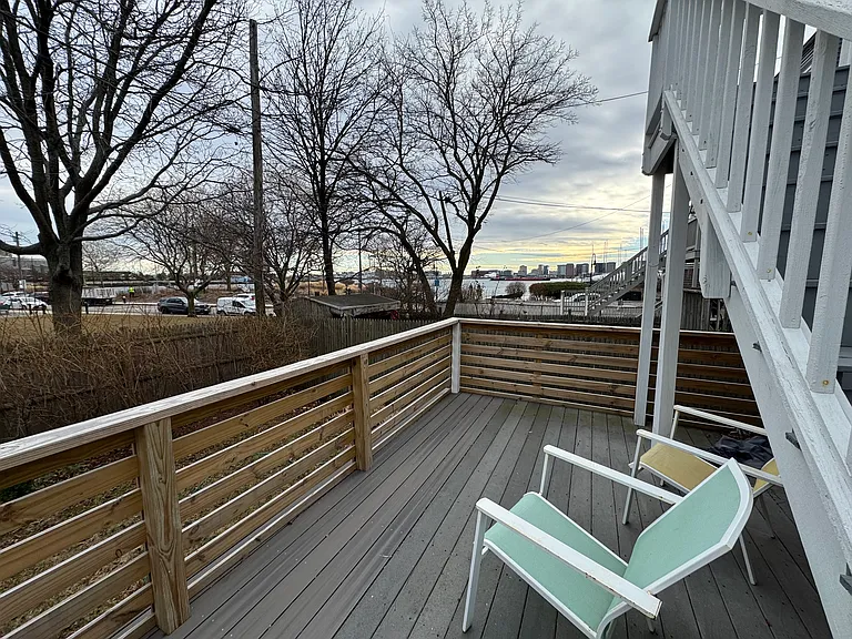 50 Jeffries St #2 — Photo 26
