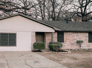 245 31st St SW, Paris, TX 75460