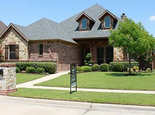 8112 Long Trail Dr, North Richland Hills, TX 76182