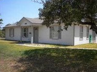 803 W Deberry Ave, Aransas Pass, TX 78336