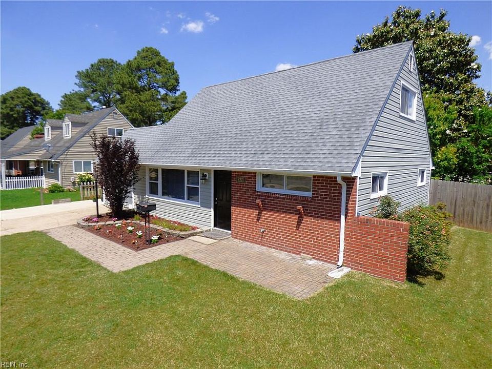 1st image of 2221 Chesapeake Ave