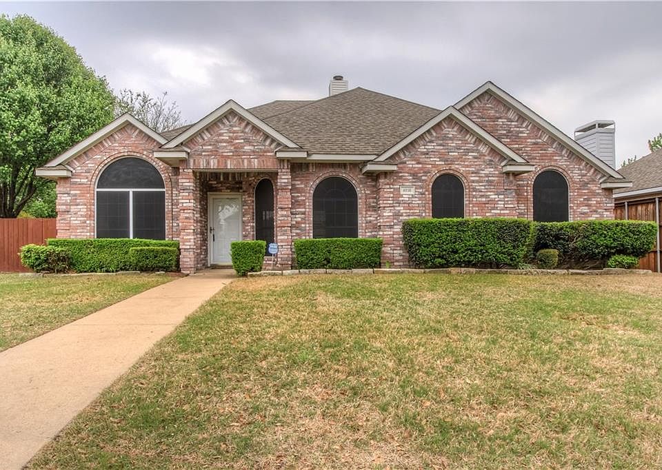 1st image of 4056 Brazos Dr