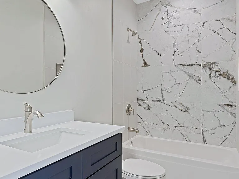 4224 S Langley Ave #2 — Photo 10