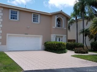 8465 SW 161st Pl, Miami, FL 33193