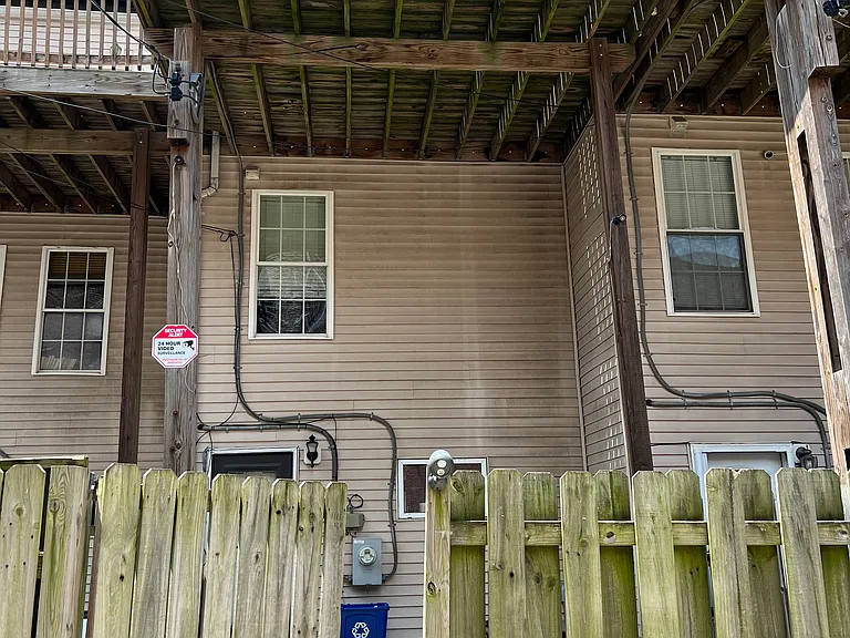 1115 Race St — Photo 21