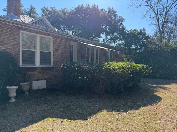 207 Country Club Blvd APT C, Summerville, SC 29483