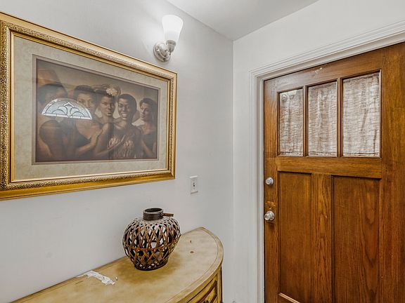 3rd image of 3317 Jackson St #1