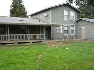 937 Schroeder Ln, Grants Pass, OR