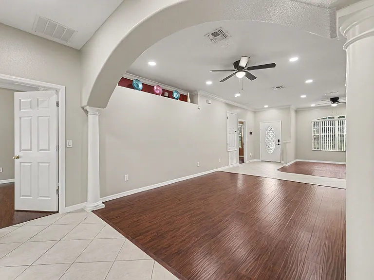 2056 Clapper Trl — Photo 15