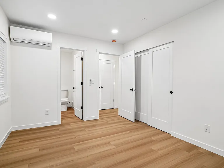 950 Maple Ave — Photo 19