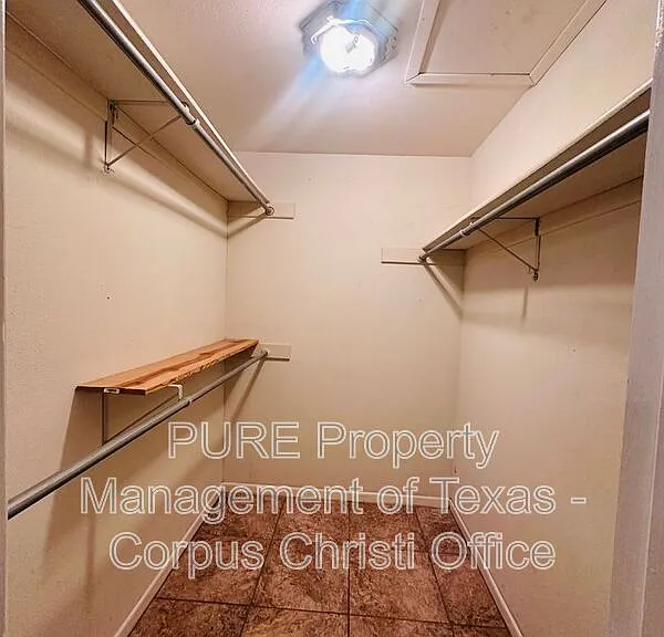 7433 Spitfire Dr — Photo 13