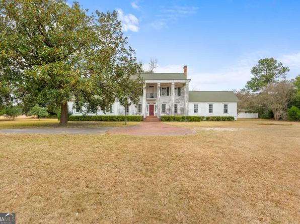 46875 High St #46, Metter, GA 30439