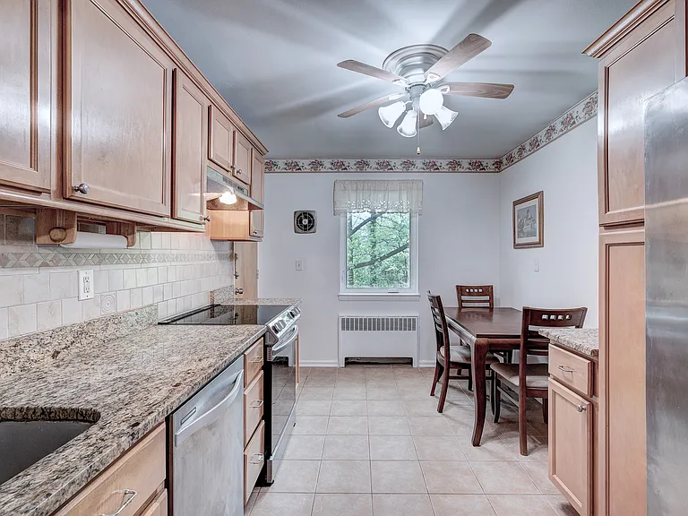 57C Troy Dr #C — Photo 2