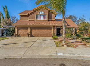 1584 Via Compania, Gustine, CA 95322