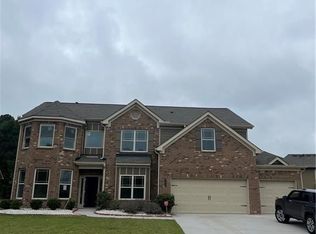 1404 Slate Bend Dr, Dacula, GA 30019