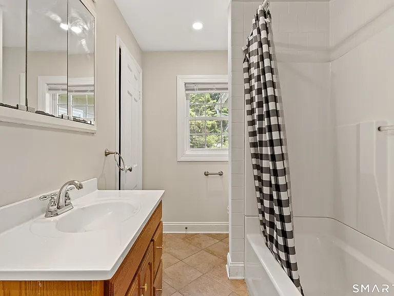 21 Richdale Dr #A — Photo 24