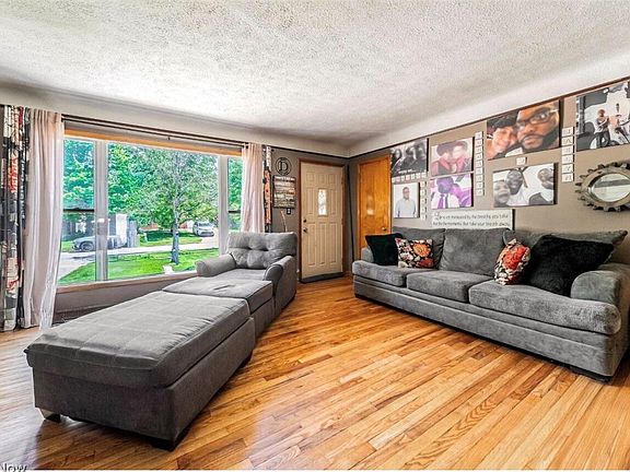 4th image of 1866 Braeburn Park Dr