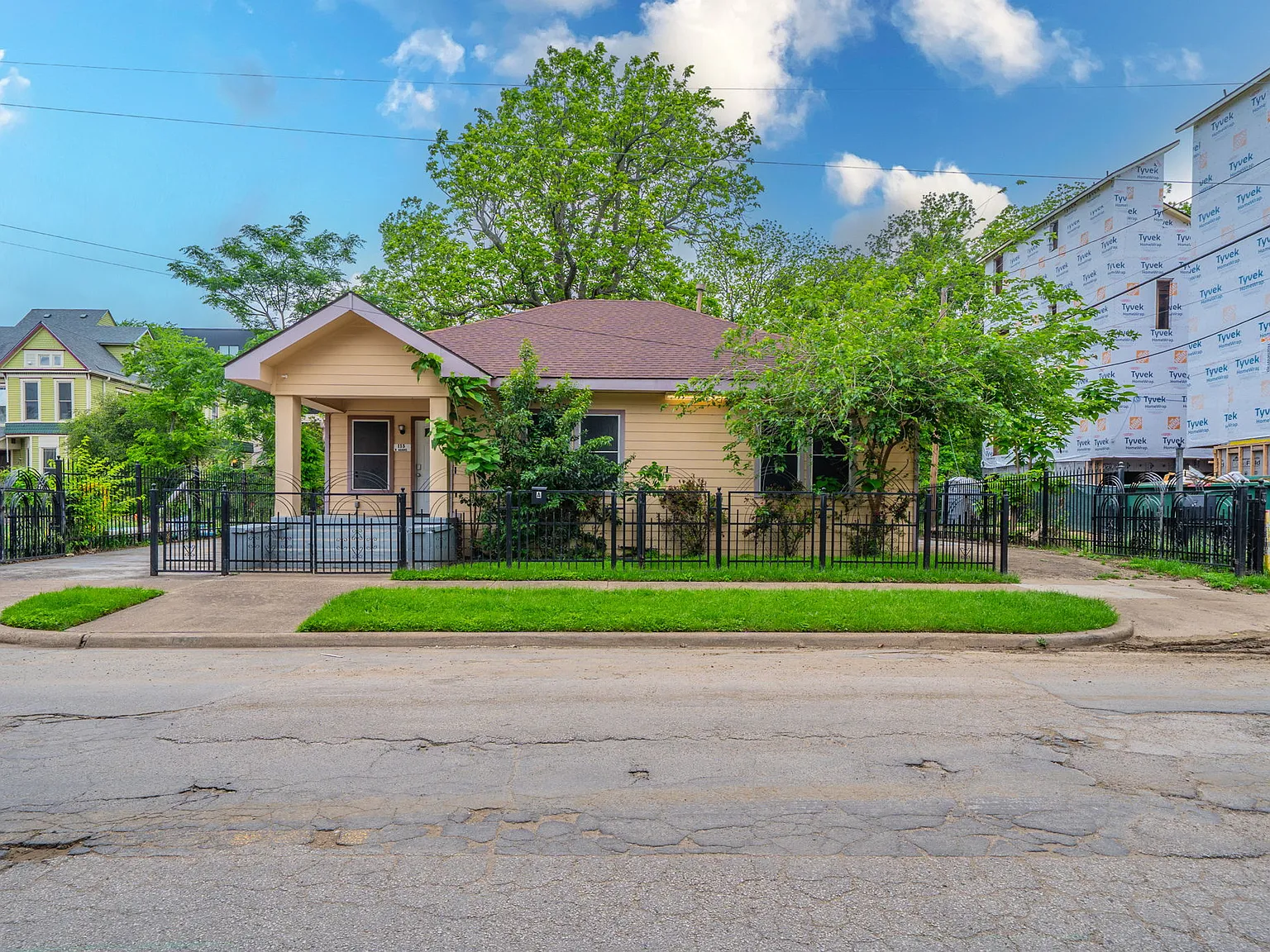 1 bed, 750 sqft, $2,900 — Photo 2
