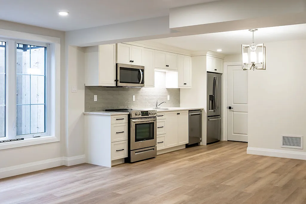 9 Westdale Avenue London — Photo 4