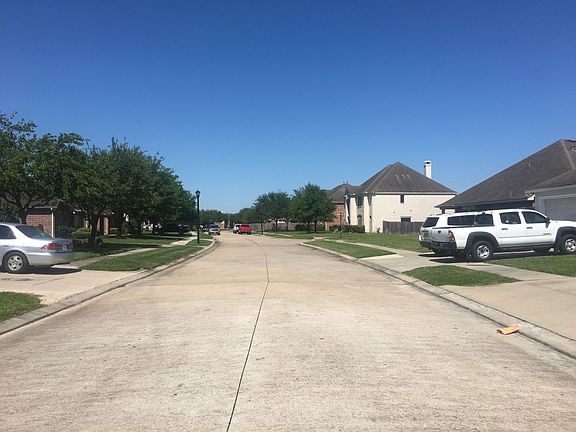 5th image of 12422 Mellville Dr