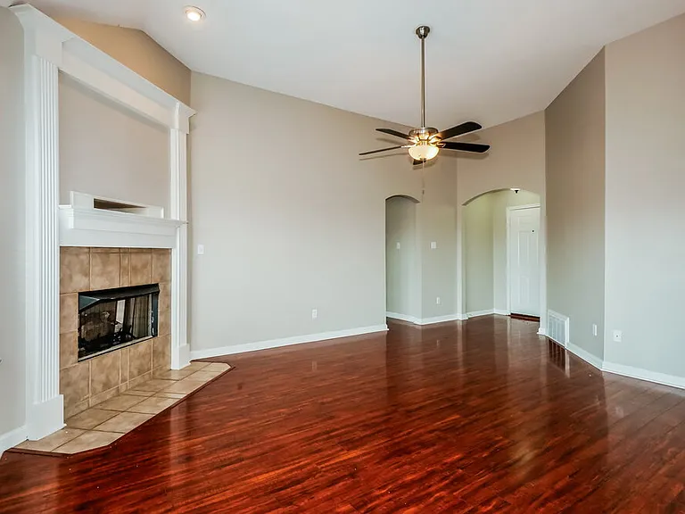 60 Penny Ln — Photo 5