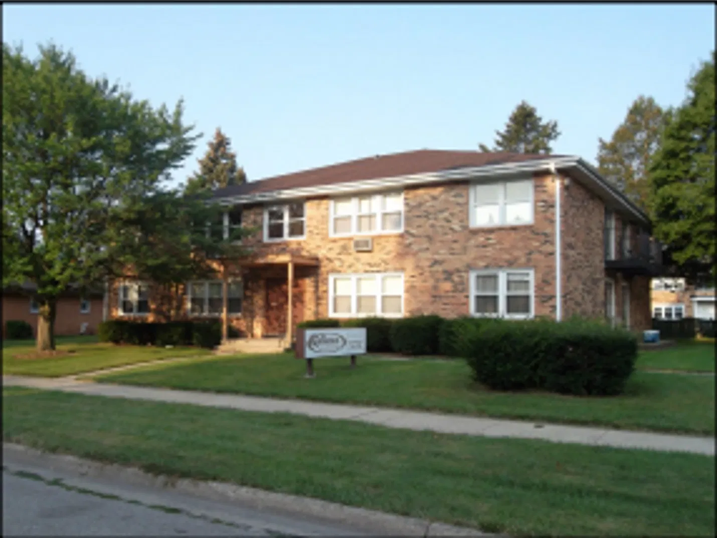 1919 Tamarack — Photo 3