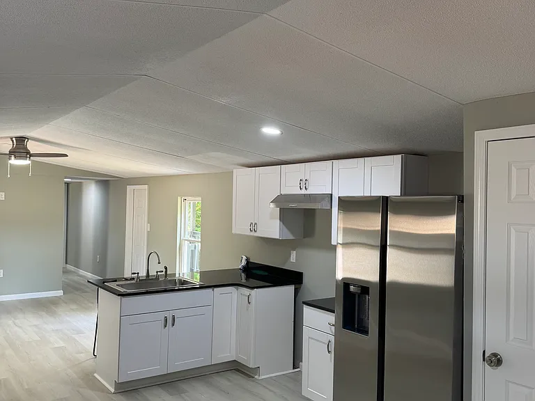 198 McKinney Rd #B — Photo 5