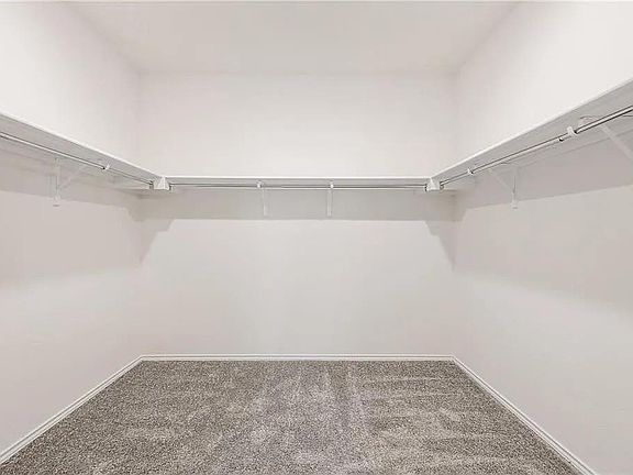5th image of 1033 Plano Ln