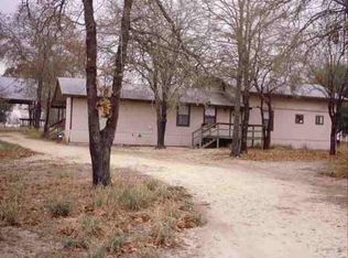 1031 County Road 6711, Natalia, TX 78059