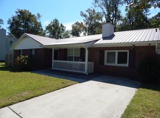 512 Old Mill Rd, Castle Hayne, NC 28429