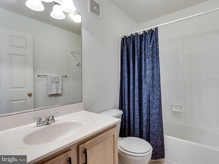 12806 Rexmore Dr #12806 — Photo 25