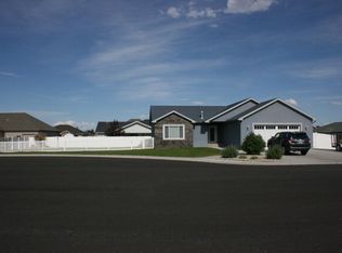 151 Clover Dr, Powell, WY 82435