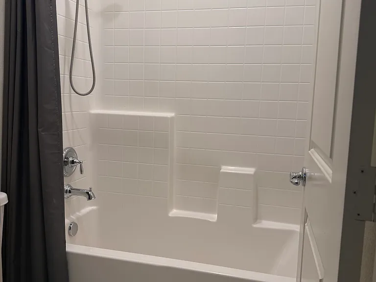 3814 Windermere St — Photo 8