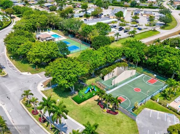 19920 Tivoli Court, Boca Raton, FL 33434