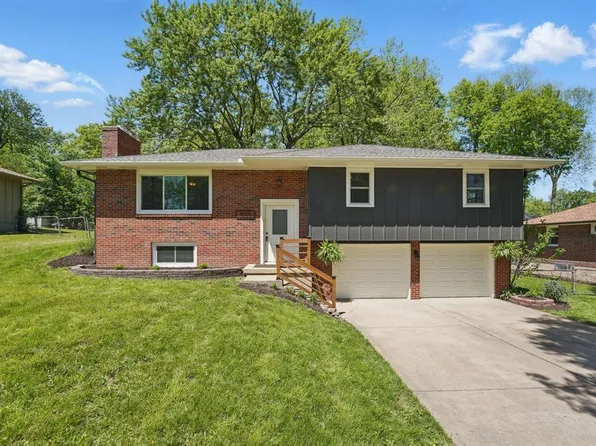 8020 Yecker Ave, Kansas City, KS 66109